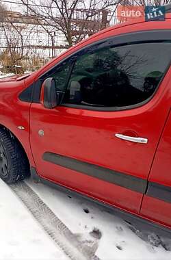 Минивэн Peugeot Partner 2010 в Александрие