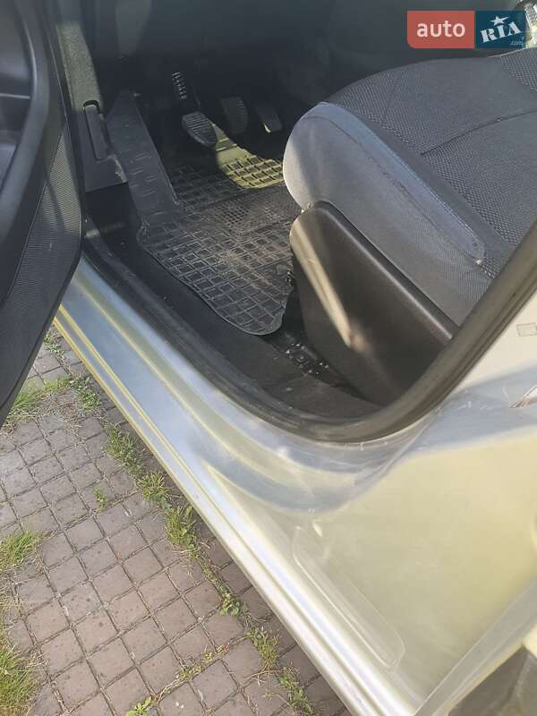 Минивэн Peugeot Partner 2010 в Одессе фото 11 Минивэн Peugeot Partner 2010 в Одессе