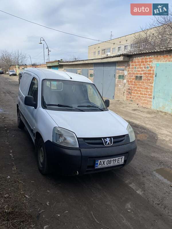 Другие грузовики Peugeot Partner 2011 в Харькове