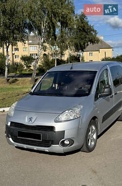 Мінівен Peugeot Partner 2012 в Костопілі