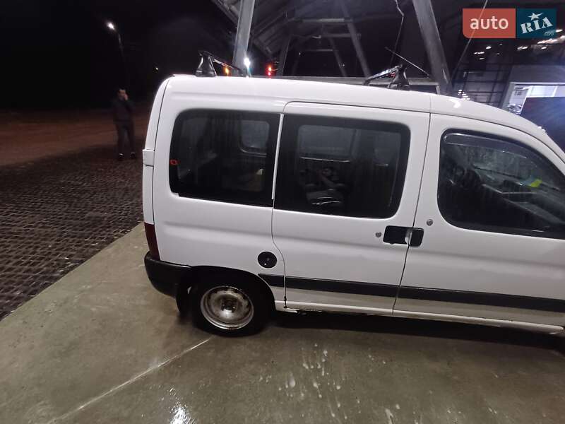 Мінівен Peugeot Partner 2005 в Львові фото 3 Мінівен Peugeot Partner 2005 в Львові