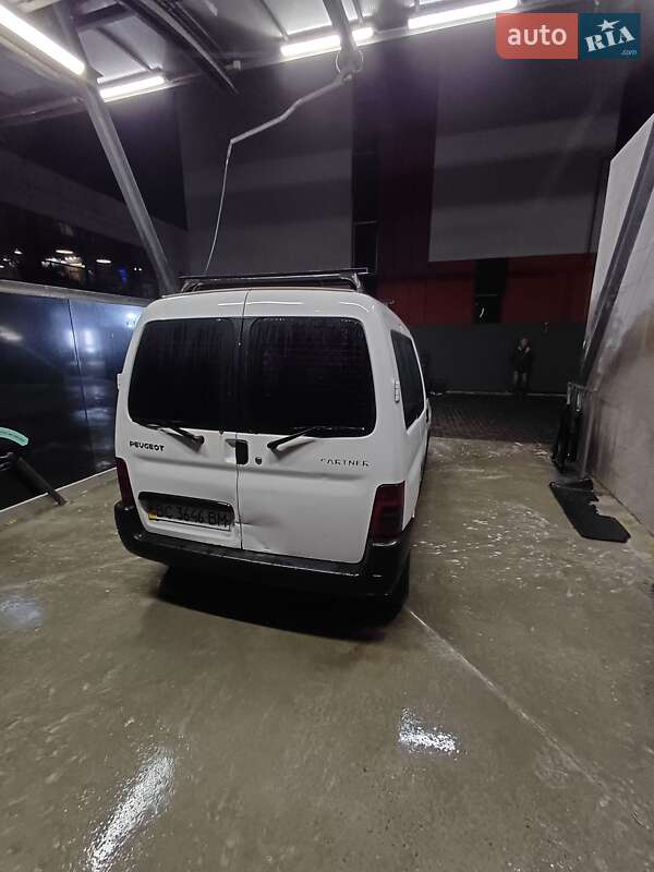Мінівен Peugeot Partner 2005 в Львові фото 9 Мінівен Peugeot Partner 2005 в Львові