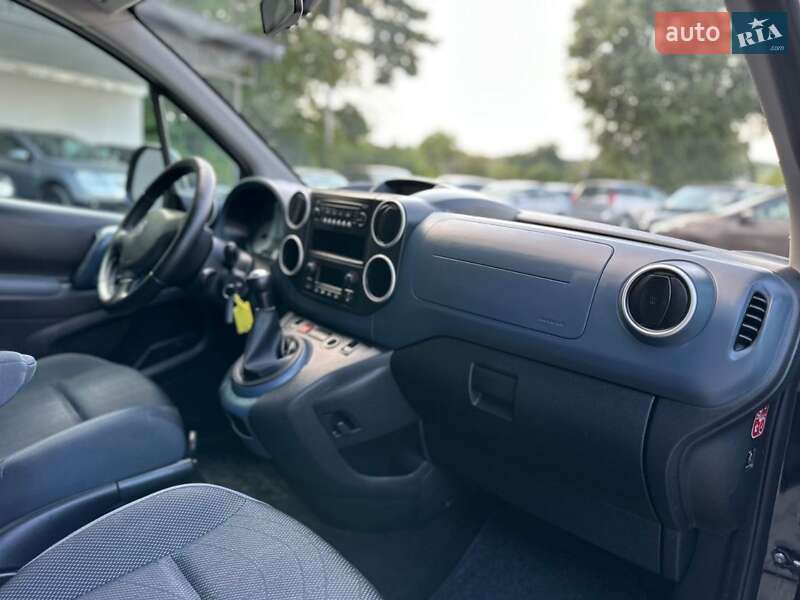 Минивэн Peugeot Partner 2011 в Ивано-Франковске