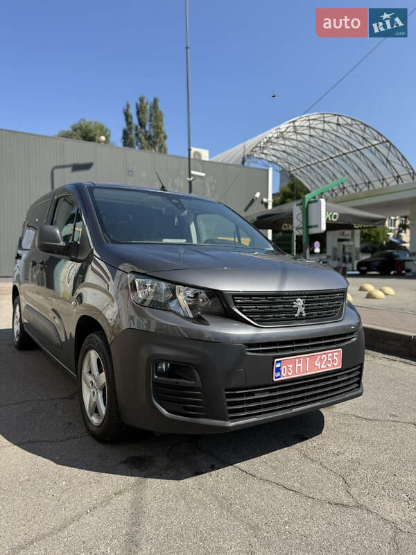 Вантажний фургон Peugeot Partner 2020 в Запоріжжі