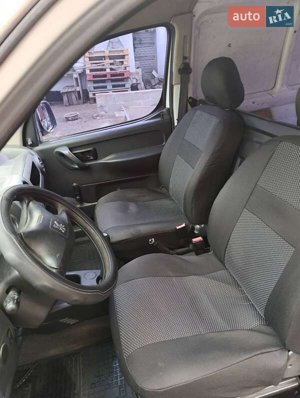 Другие грузовики Peugeot Partner 2008 в Белой Церкви фото 5 Другие грузовики Peugeot Partner 2008 в Белой Церкви