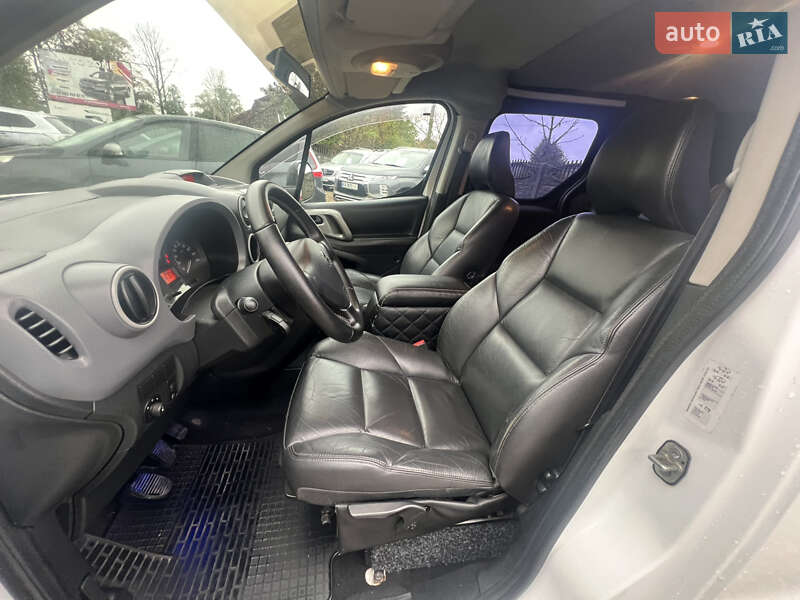 Мінівен Peugeot Partner 2010 в Коломиї