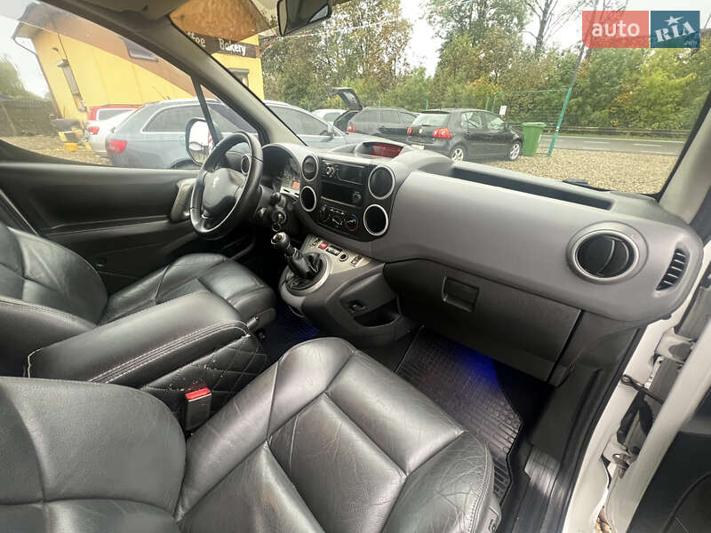 Мінівен Peugeot Partner 2010 в Коломиї