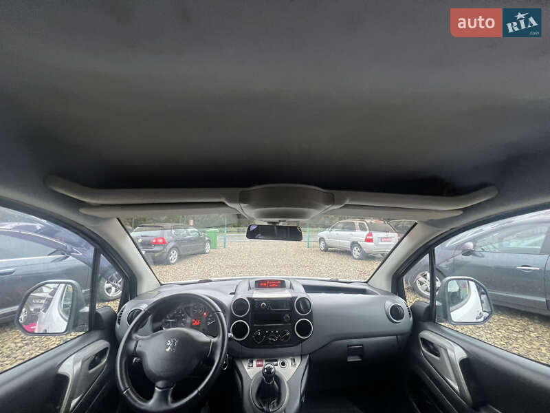 Мінівен Peugeot Partner 2010 в Коломиї