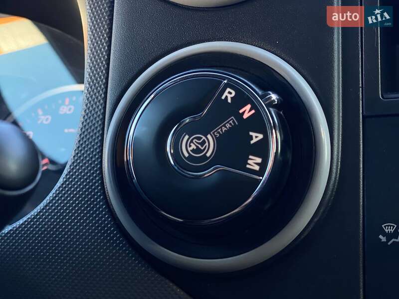 Минивэн Peugeot Partner 2016 в Киеве