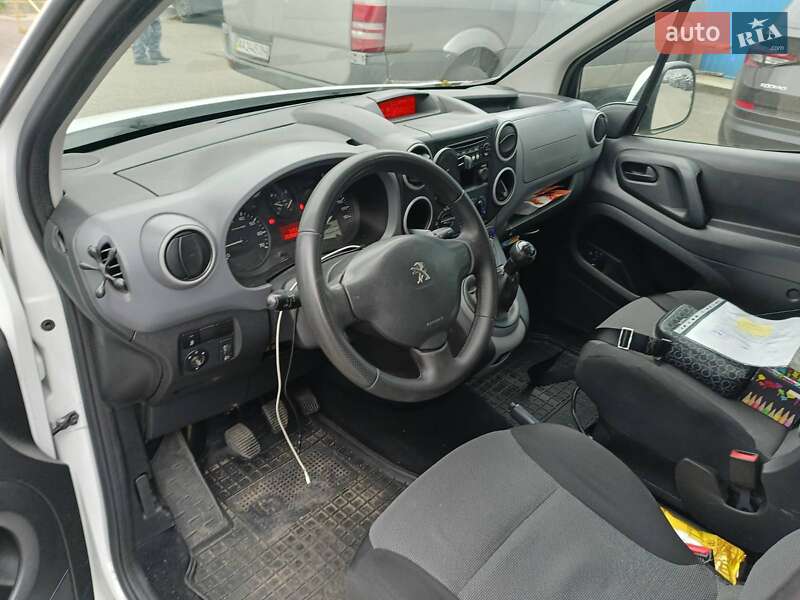 Минивэн Peugeot Partner 2017 в Киеве