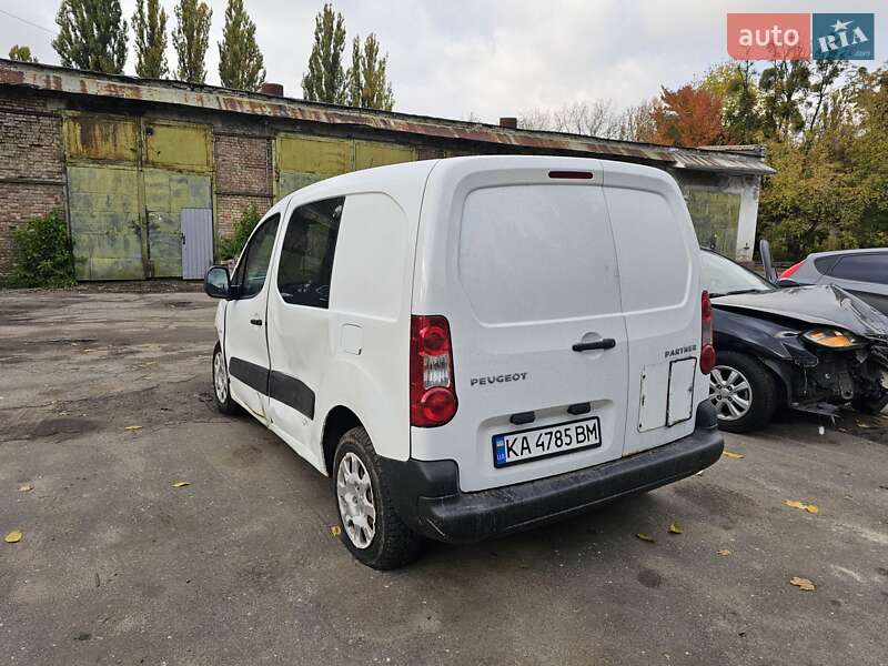Минивэн Peugeot Partner 2011 в Киеве