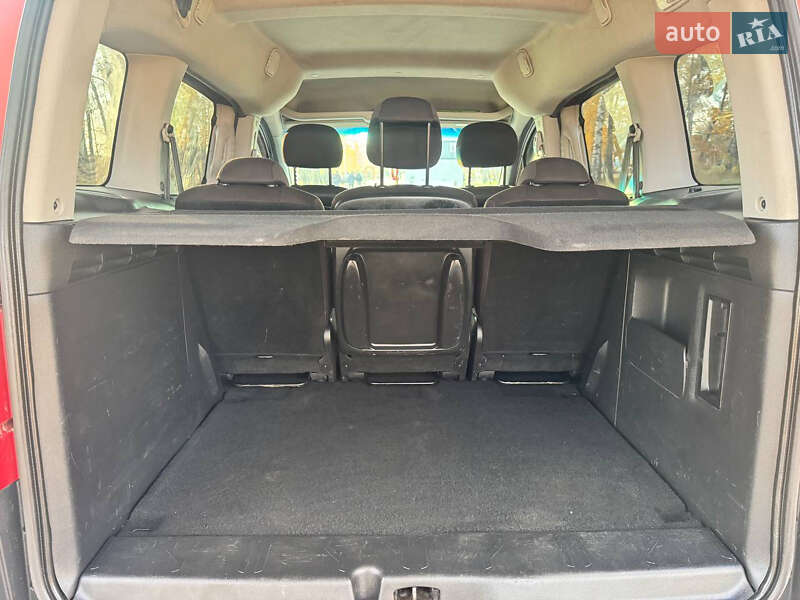 Мінівен Peugeot Partner 2010 в Охтирці