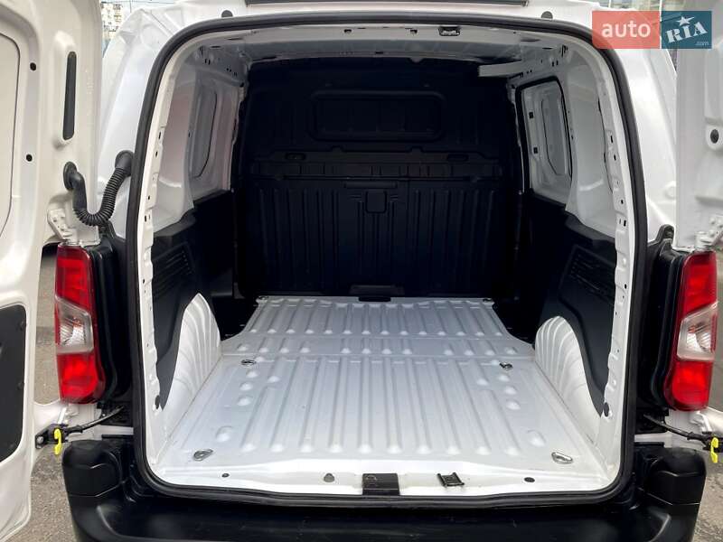 Грузовой фургон Peugeot Partner 2023 в Киеве фото 49 Грузовой фургон Peugeot Partner 2023 в Киеве
