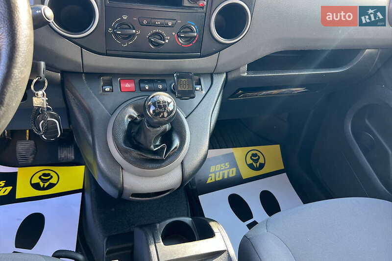 Грузовой фургон Peugeot Partner 2014 в Ивано-Франковске