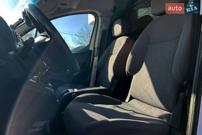 Грузовой фургон Peugeot Partner 2014 в Ивано-Франковске