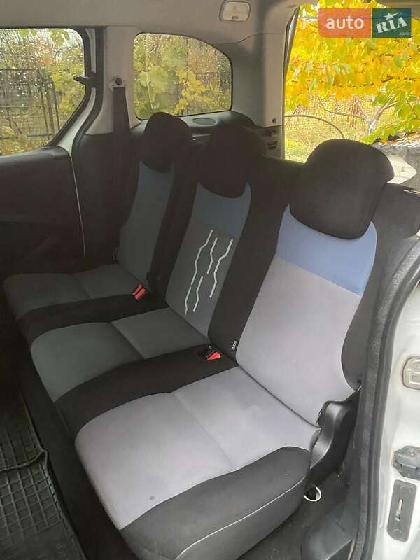 Минивэн Peugeot Partner 2013 в Кривом Роге