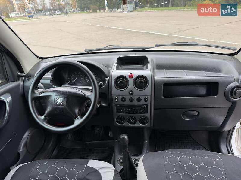 Минивэн Peugeot Partner 2007 в Ровно фото 36 Минивэн Peugeot Partner 2007 в Ровно