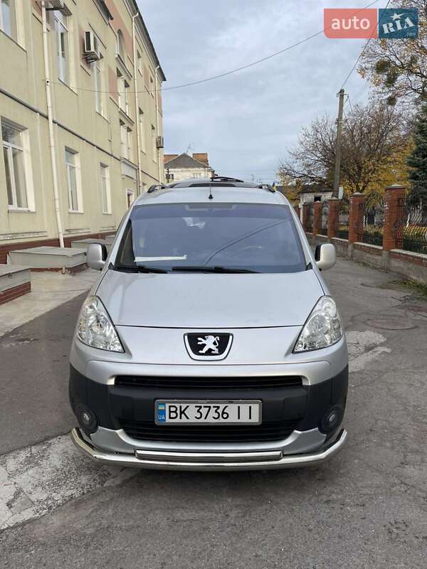 Минивэн Peugeot Partner 2009 в Ровно фото 4 Минивэн Peugeot Partner 2009 в Ровно