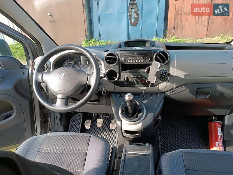 Минивэн Peugeot Partner 2009 в Киеве фото 15 Минивэн Peugeot Partner 2009 в Киеве