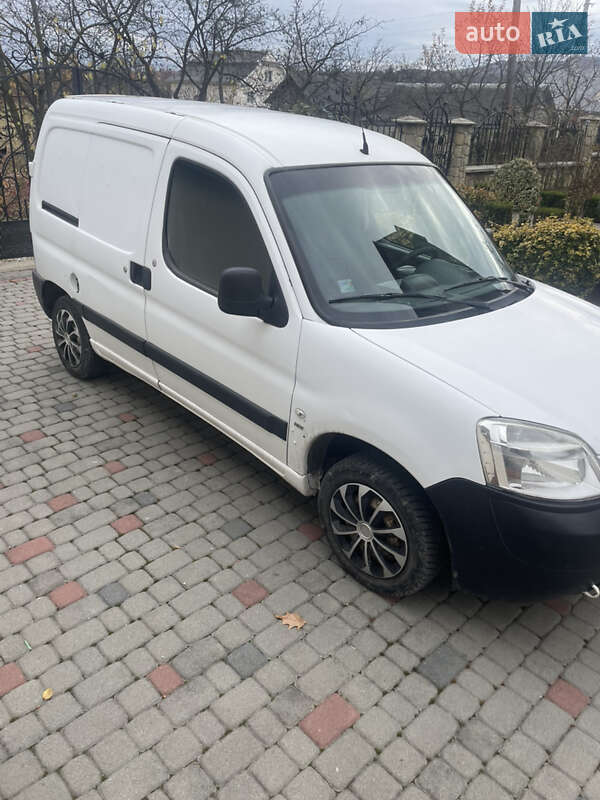 Грузопассажирский фургон Peugeot Partner 2008 в Ланчине