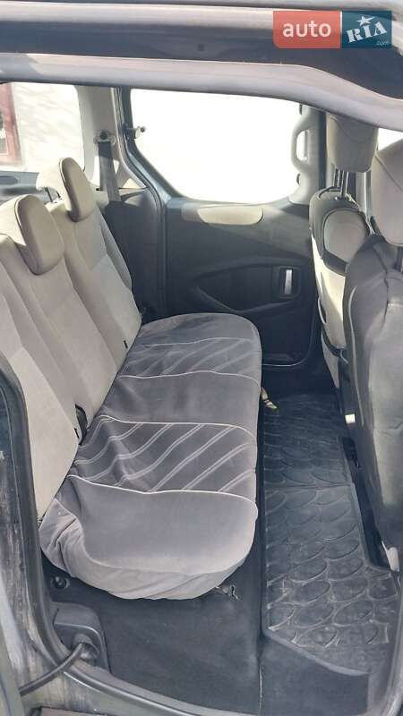 Минивэн Peugeot Partner 2010 в Ивано-Франковске