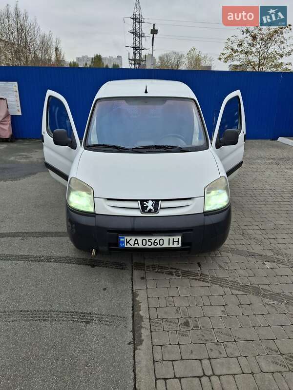 Грузовой фургон Peugeot Partner 2008 в Киеве