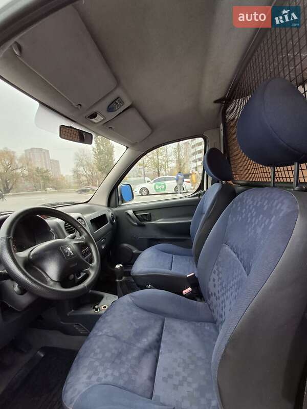 Грузовой фургон Peugeot Partner 2008 в Киеве