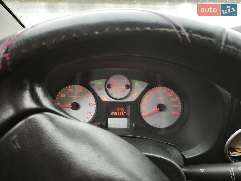 Минивэн Peugeot Partner 2011 в Киеве