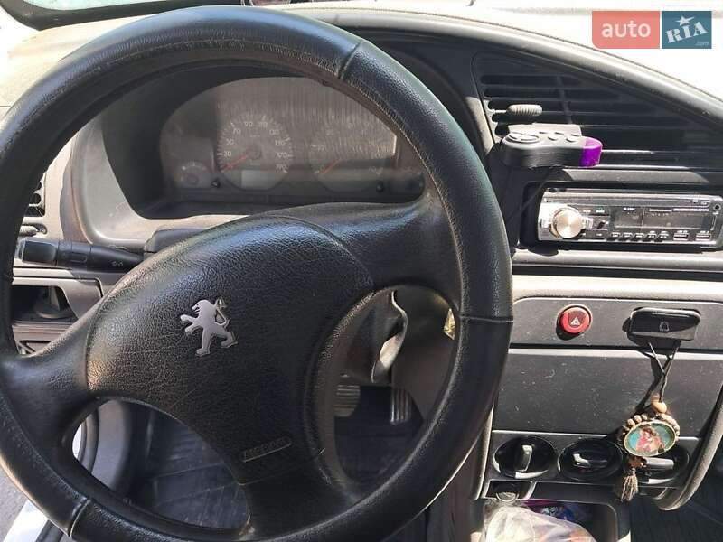 Грузовой фургон Peugeot Partner 2002 в Жмеринке фото Грузовой фургон Peugeot Partner 2002 в Жмеринке