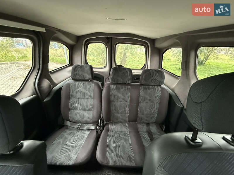 Мінівен Peugeot Partner 2009 в Хмельницькому фото 35 Мінівен Peugeot Partner 2009 в Хмельницькому