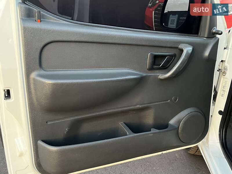 Минивэн Peugeot Partner 2007 в Виннице фото 14 Минивэн Peugeot Partner 2007 в Виннице