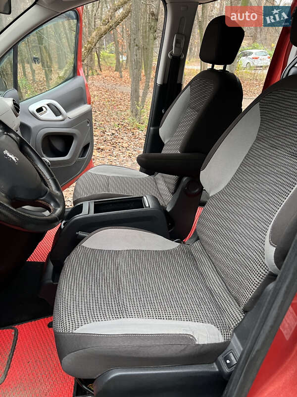 Минивэн Peugeot Partner 2010 в Киеве фото 11 Минивэн Peugeot Partner 2010 в Киеве