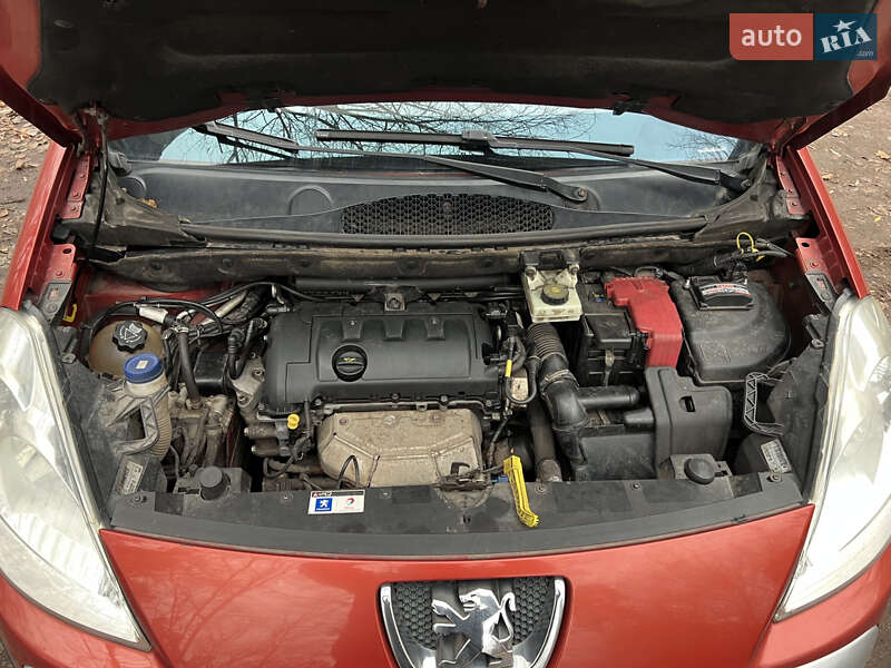 Минивэн Peugeot Partner 2010 в Киеве фото 21 Минивэн Peugeot Partner 2010 в Киеве