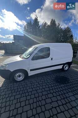 Грузовой фургон Peugeot Partner 2006 в Львове