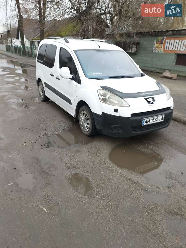 Минивэн Peugeot Partner 2008 в Малине фото Минивэн Peugeot Partner 2008 в Малине