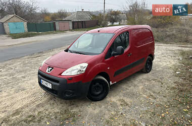 Грузовой фургон Peugeot Partner 2010 в Днепре