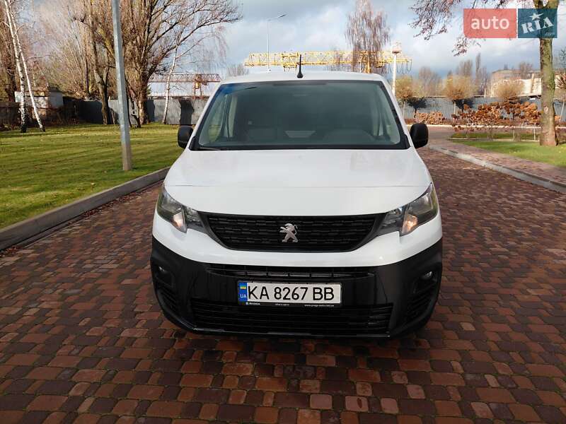Вантажопасажирський фургон Peugeot Partner 2020 в Києві
