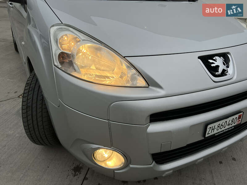 Мінівен Peugeot Partner 2011 в Луцьку