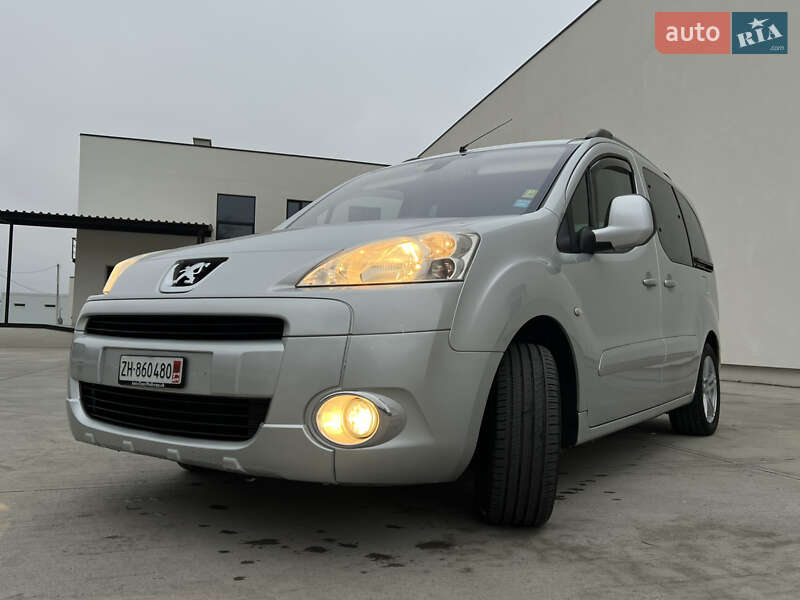 Мінівен Peugeot Partner 2011 в Луцьку
