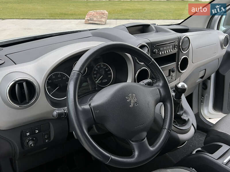 Мінівен Peugeot Partner 2011 в Луцьку