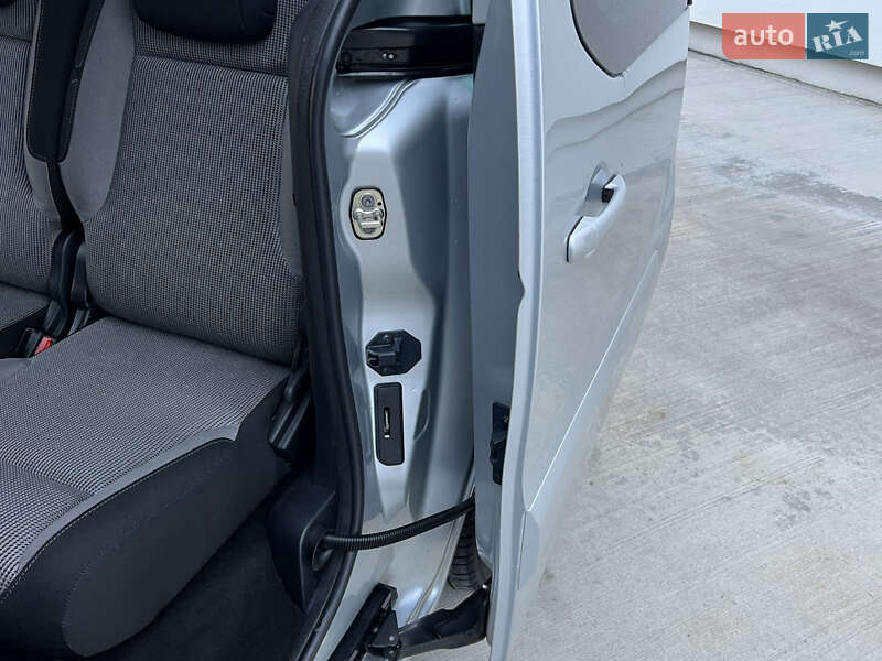 Мінівен Peugeot Partner 2011 в Луцьку