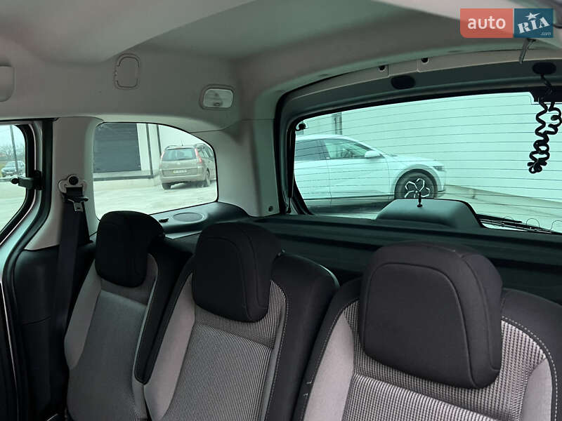 Мінівен Peugeot Partner 2011 в Луцьку