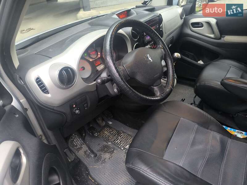 Минивэн Peugeot Partner 2010 в Киеве