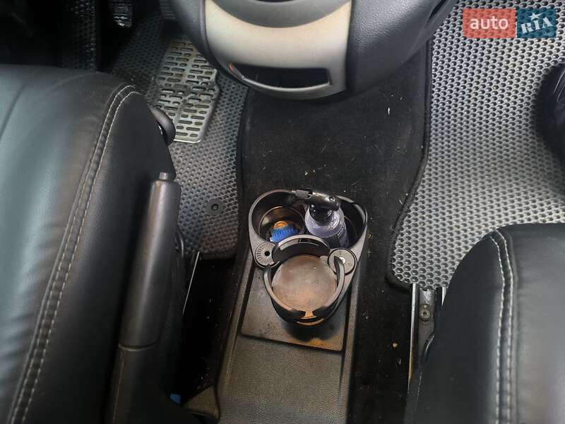 Минивэн Peugeot Partner 2010 в Киеве