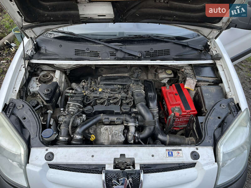 Минивэн Peugeot Partner 2007 в Голованевске