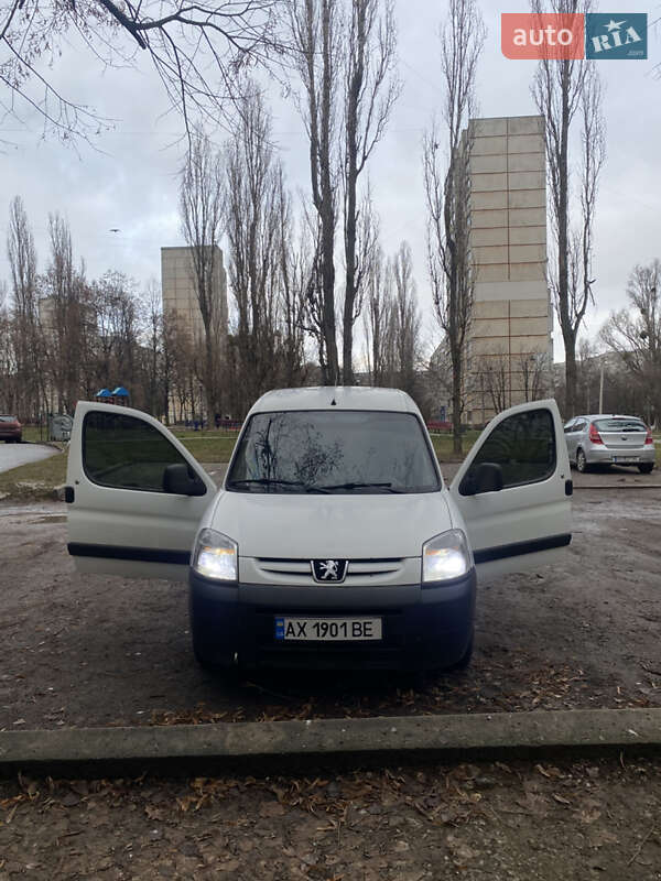 Peugeot Partner 2011 Peugeot Partner 2011