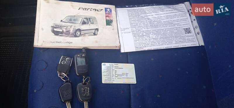 Мінівен Peugeot Partner 2003 в Славуті