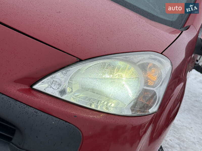 Минивэн Peugeot Partner 2011 в Стрые