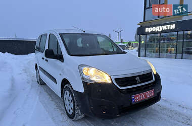 Грузопассажирский фургон Peugeot Partner 2016 в Луцке
