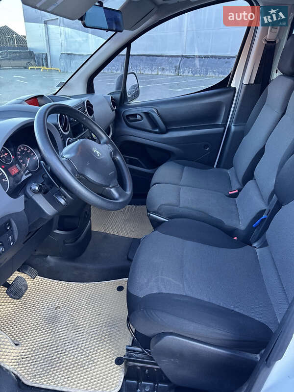 Минивэн Peugeot Partner 2017 в Хмельницком фото 16 Минивэн Peugeot Partner 2017 в Хмельницком